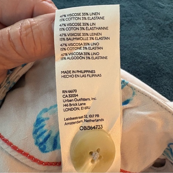 ANTHROPOLOGIE MAEVE Lobster Print Wide Leg Crop Pants! Cream shade Blue Lobster - Picture 9 of 14